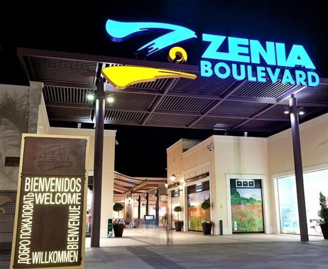 Apartament Penthouse Bellavista With Sea Views Torrevieja Zewnętrze zdjęcie